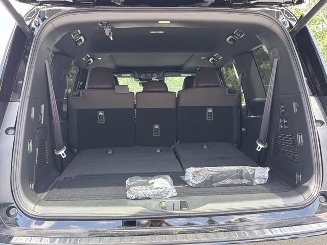 2025 Super Black Nissan Armada Platinum Reserve 4X4 SUV