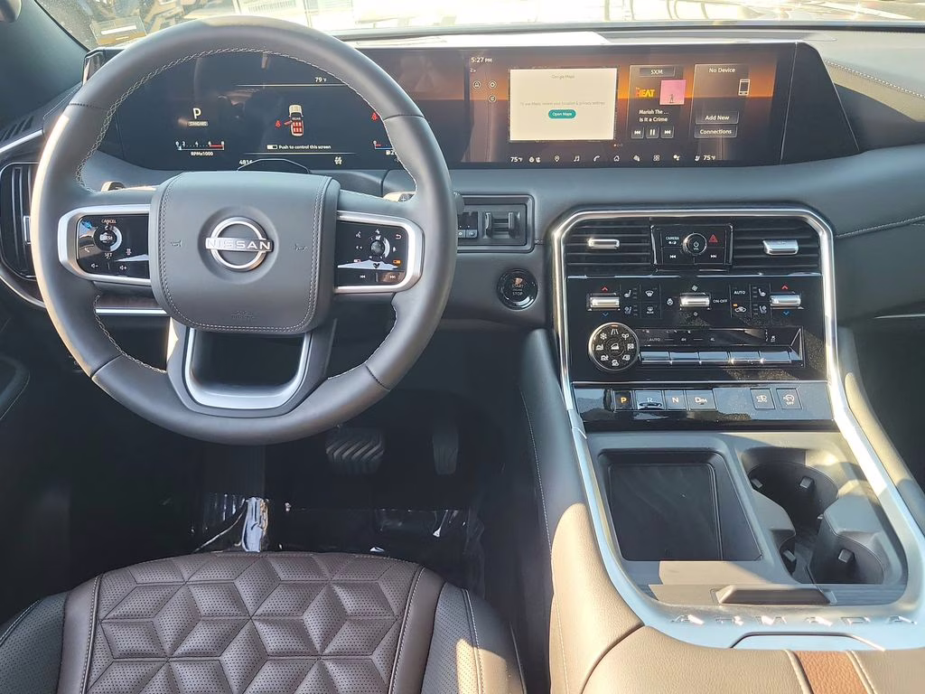 2025 Super Black Nissan Armada Platinum Reserve 4X4 SUV