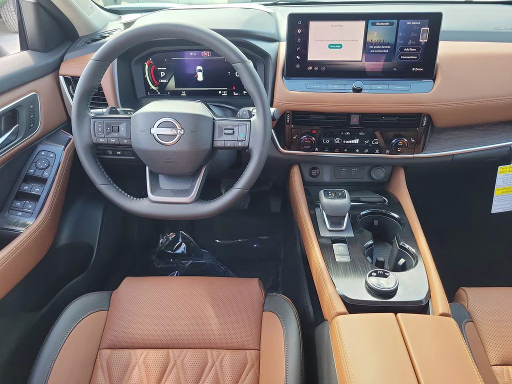 2026 Everest White Pearl Tricoat Nissan Rogue Platinum AWD SUV