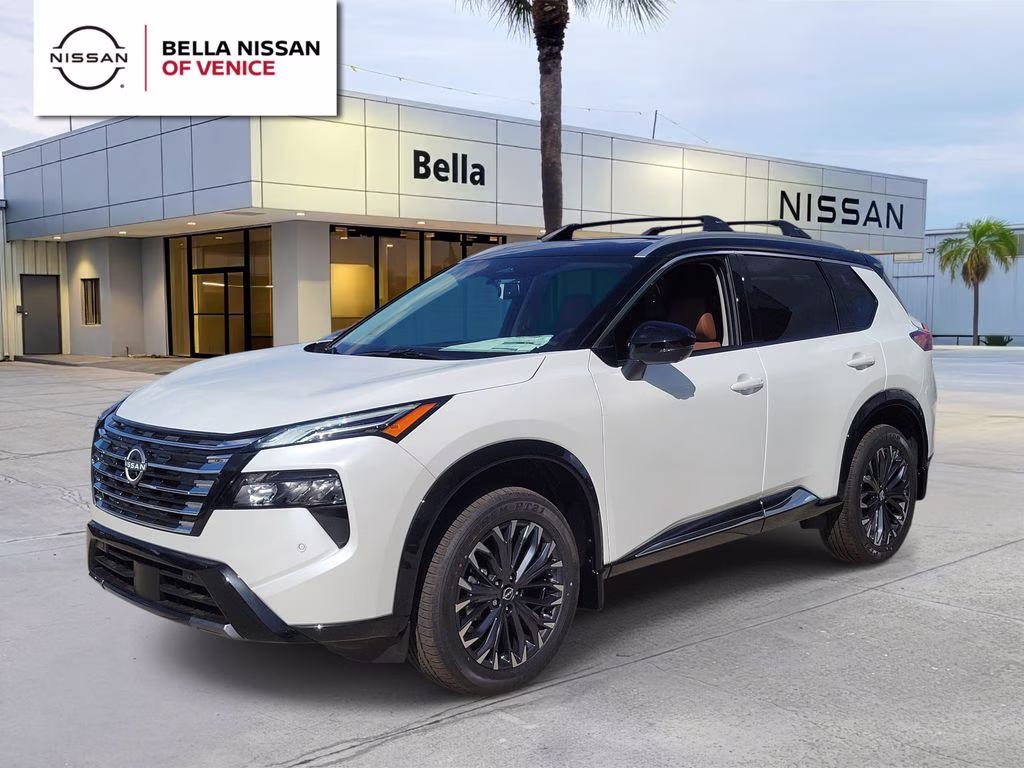 2026 Everest White Pearl/Super Black Nissan Rogue Platinum AWD SUV