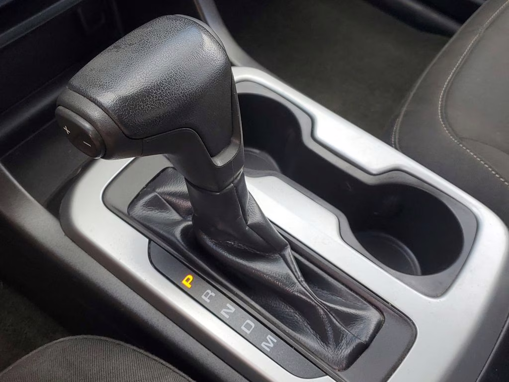 2015 Silver Ice Metallic Chevrolet Colorado LT RWD Truck