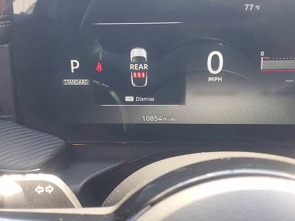 2025 Gun Metallic/Super Black Nissan Kicks SR FWD SUV