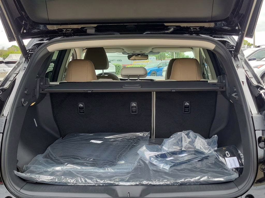 2026 Super Black Nissan Murano Platinum AWD SUV