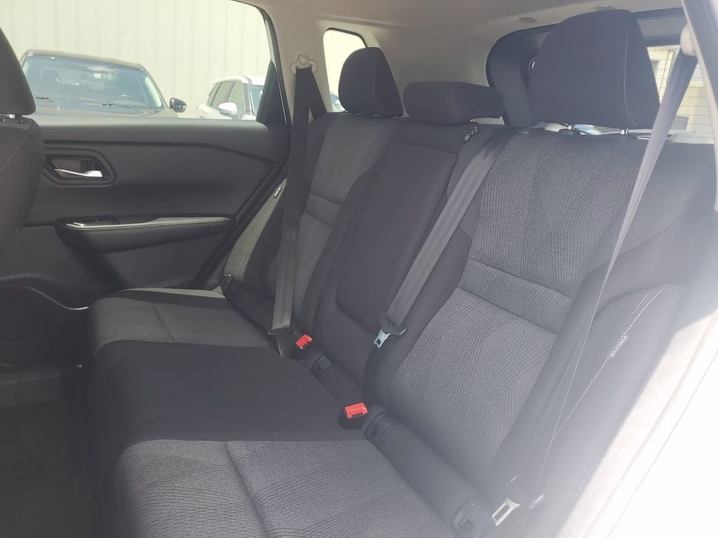 2025 Everest White Pearl Nissan Rogue SV AWD SUV