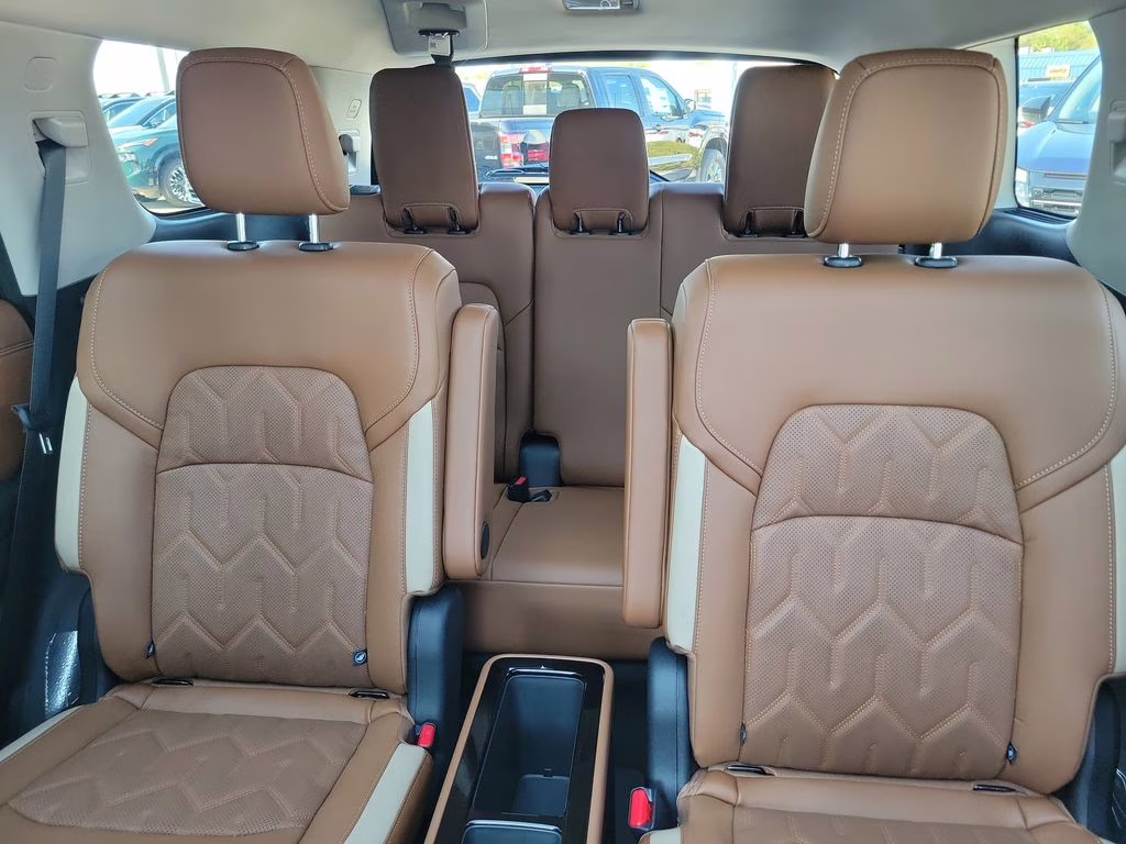 2026 Super Black Nissan Pathfinder Platinum FWD SUV
