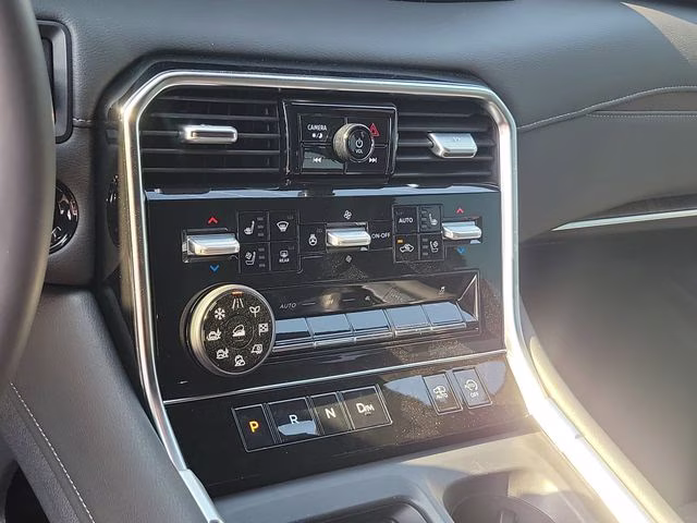 2025 Super Black Nissan Armada Platinum Reserve 4X4 SUV