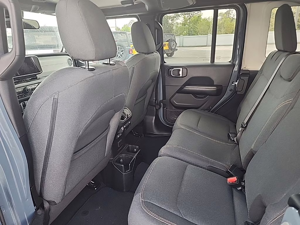 2024 Hydro Blue Pearlcoat Jeep Wrangler Sahara 4X4 SUV