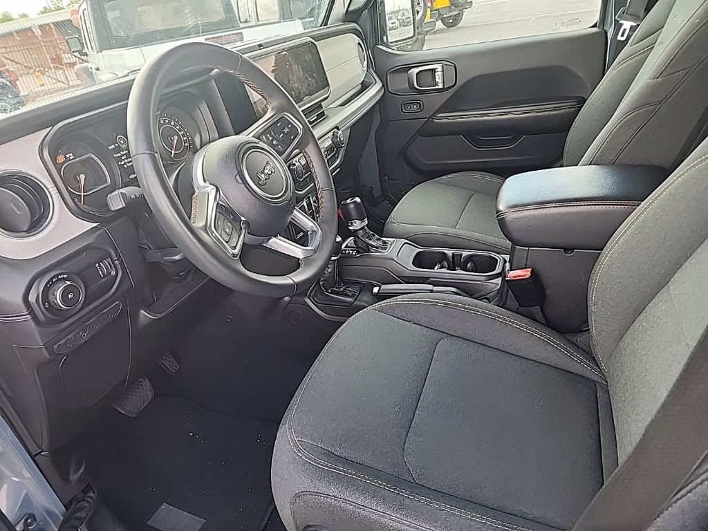 2024 Hydro Blue Pearlcoat Jeep Wrangler Sahara 4X4 SUV