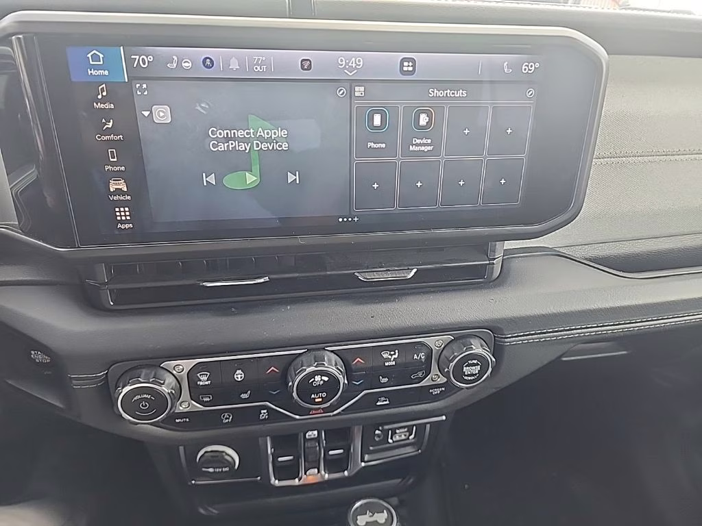 2024 Hydro Blue Pearlcoat Jeep Wrangler Sahara 4X4 SUV