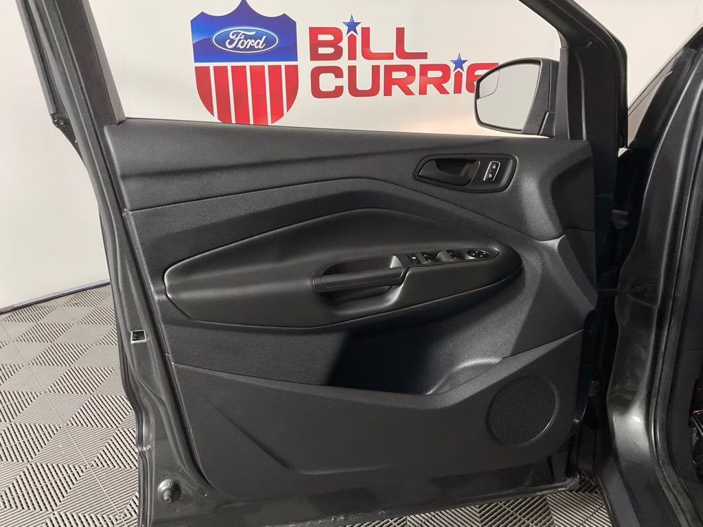 2016 Magnetic Ford Escape S FWD SUV