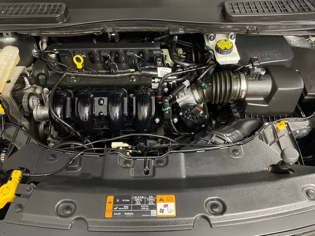 2016 Magnetic Ford Escape S FWD SUV