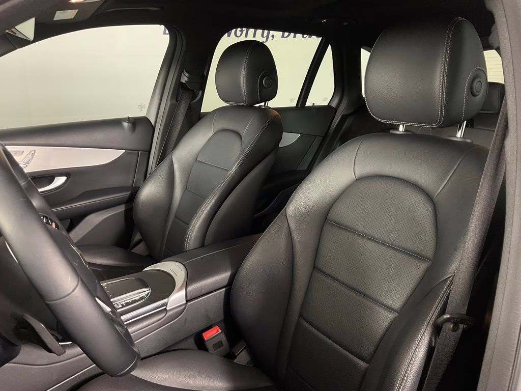 2022 Black Mercedes-Benz GLC GLC 300 RWD SUV