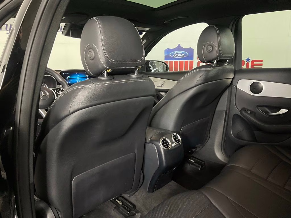 2022 Black Mercedes-Benz GLC GLC 300 RWD SUV