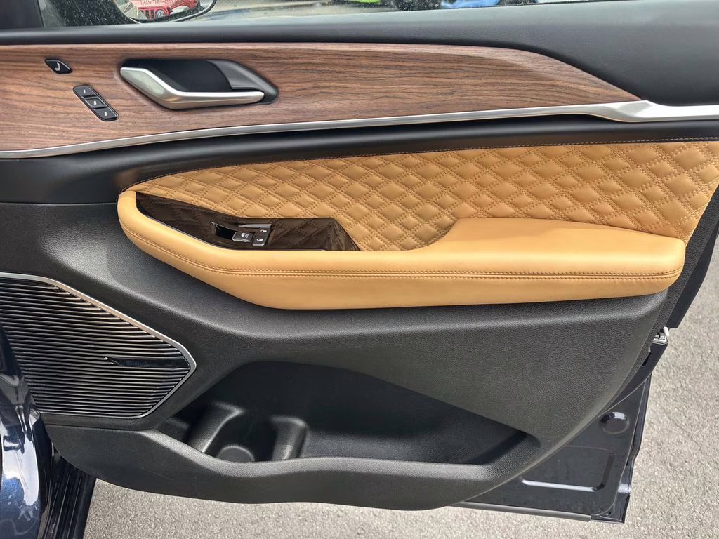 2023 Midnight Sky Jeep Grand Cherokee Summit 4xe 4X4 SUV