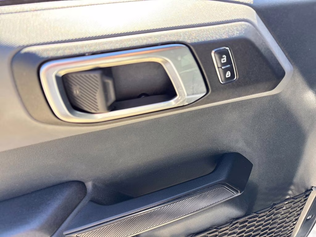 2024 Oxford White Ford Bronco Big Bend 4X4 SUV