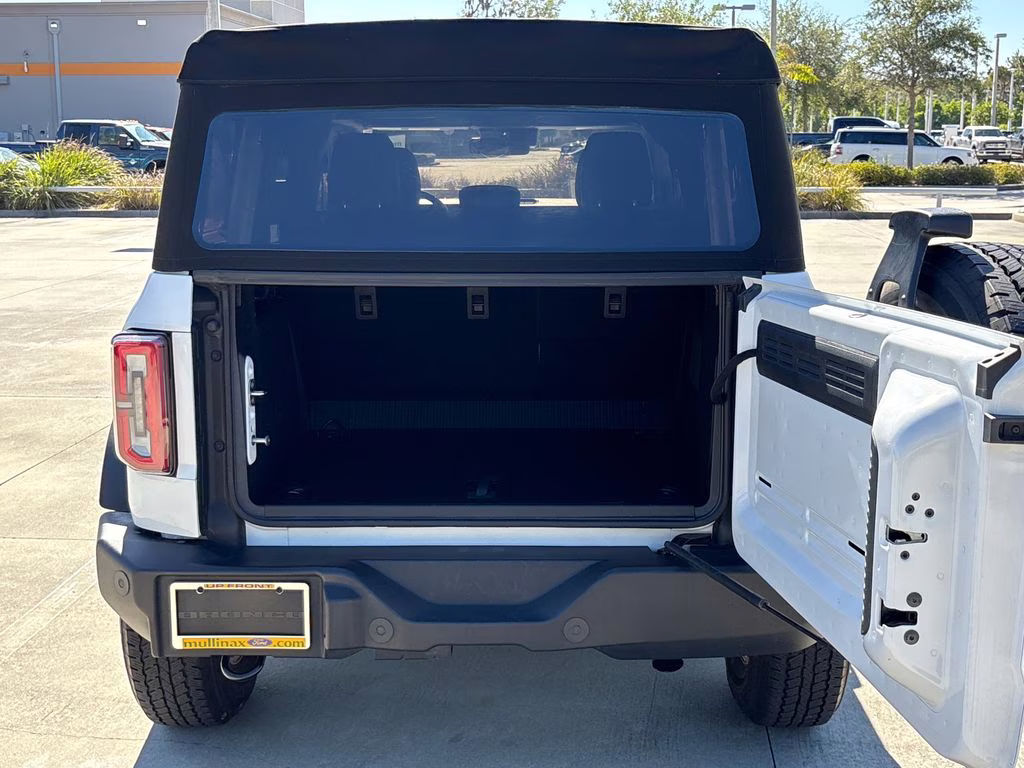 2024 Oxford White Ford Bronco Big Bend 4X4 SUV