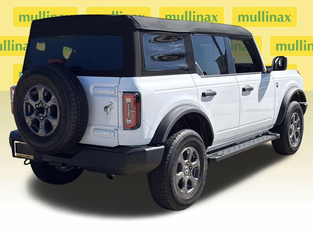 2024 Oxford White Ford Bronco Big Bend 4X4 SUV