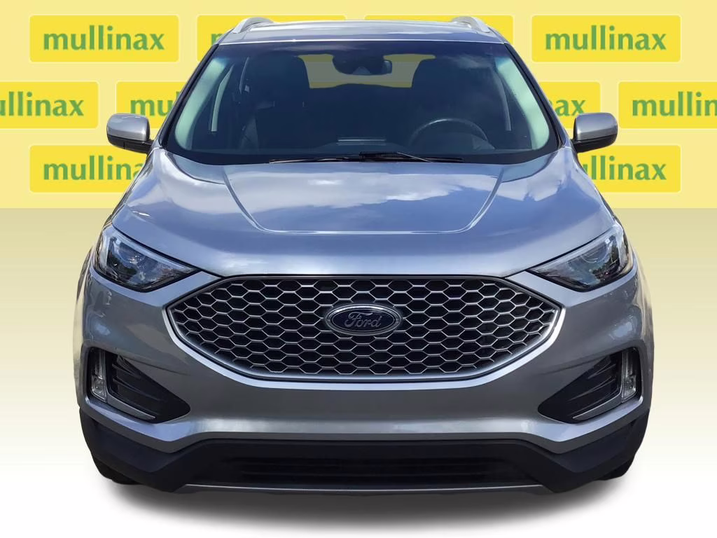 2024 Silver Metallic Ford Edge SEL AWD SUV