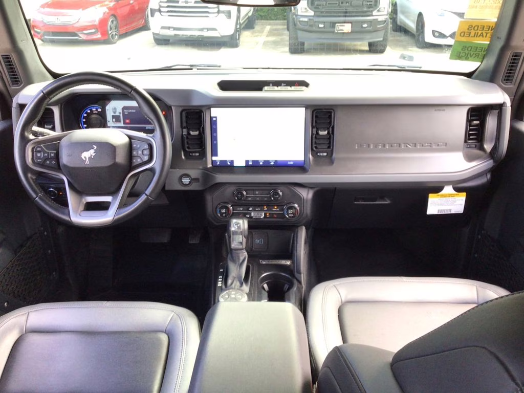 2024 Oxford White Ford Bronco Big Bend 4X4 SUV