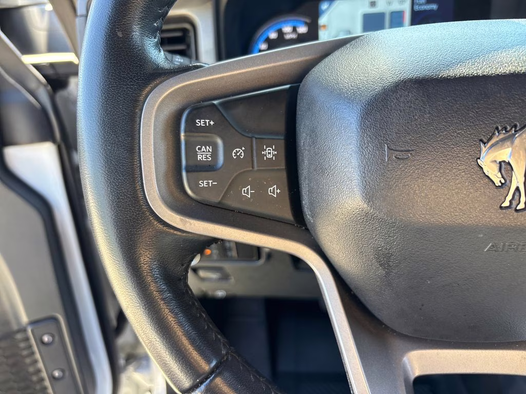 2024 Oxford White Ford Bronco Big Bend 4X4 SUV