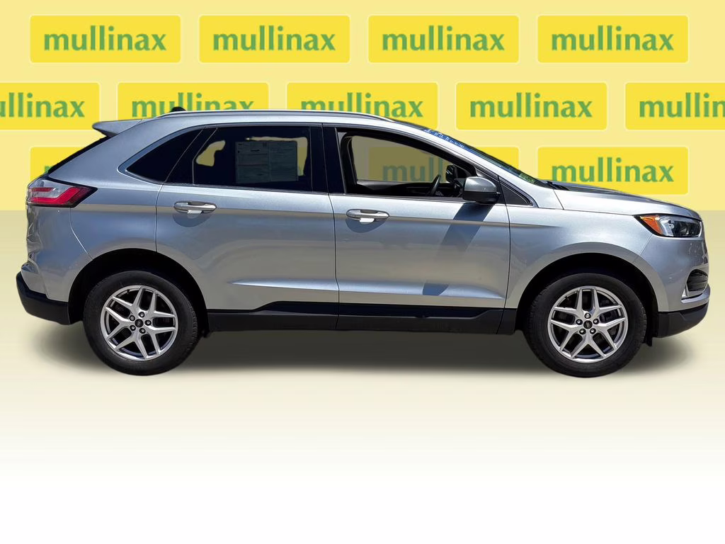 2024 Silver Metallic Ford Edge SEL AWD SUV