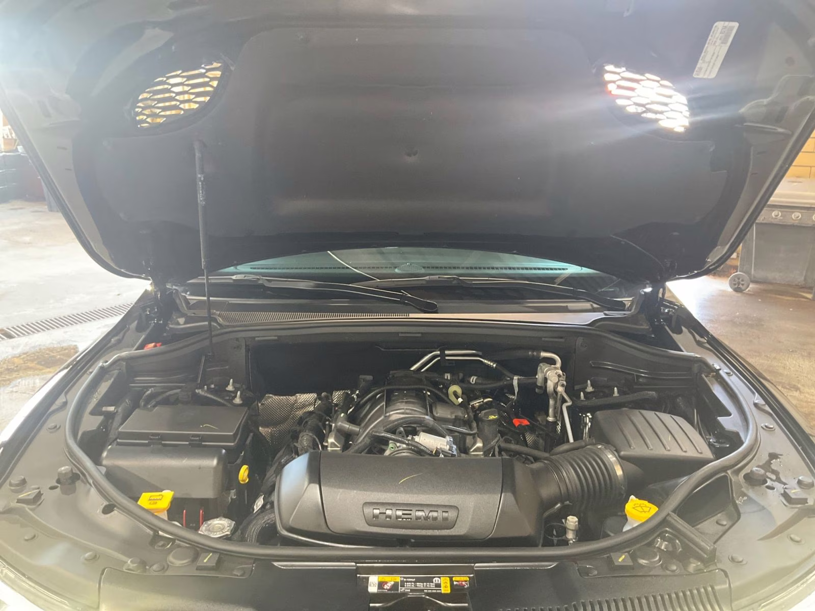 2025 DB Black Crystal Clearcoat Dodge Durango R/T Plus AWD SUV