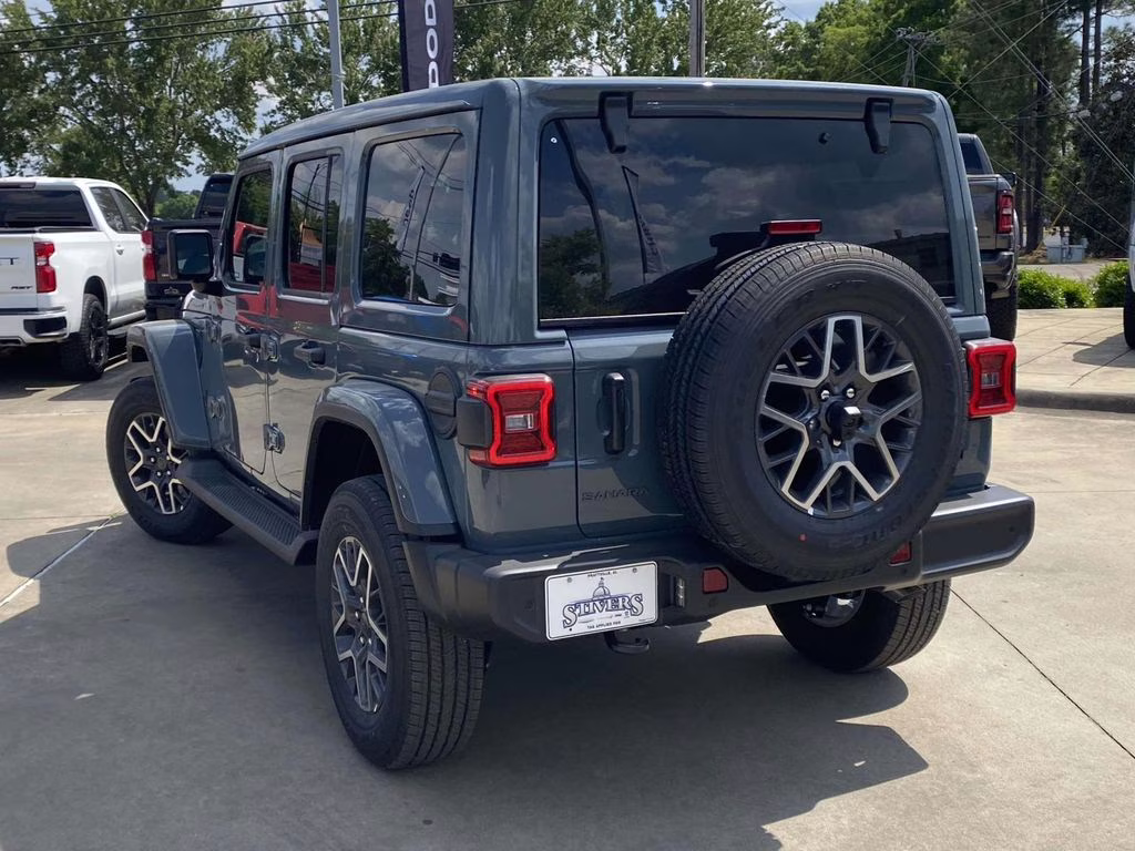 2026 Anvil Clear Coat Jeep Wrangler Sahara 4X4 SUV