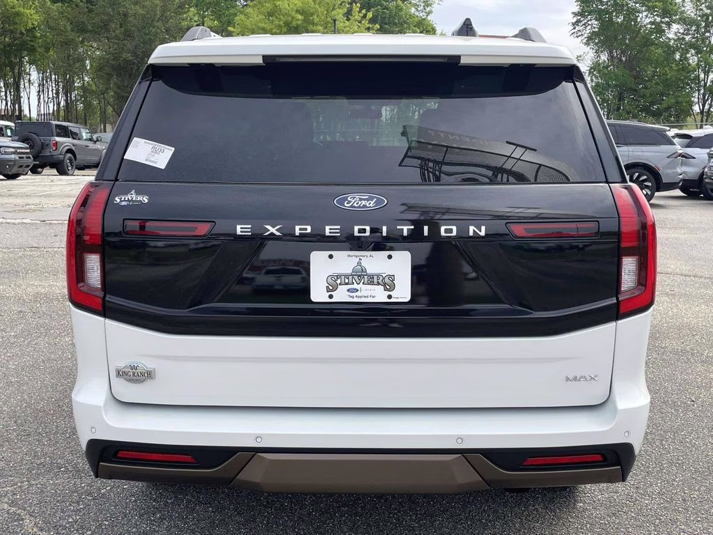 2026 Star White Metallic Tri-Coat Ford Expedition Max King Ranch 4X4 SUV