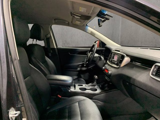 2016 Platinum Graphite Kia Sorento EX AWD SUV