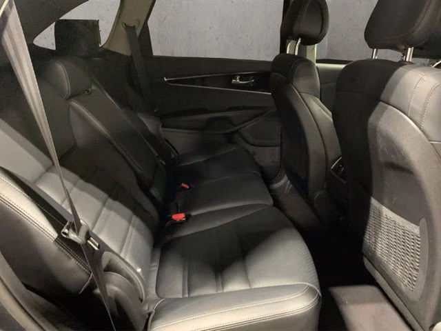 2016 Platinum Graphite Kia Sorento EX AWD SUV