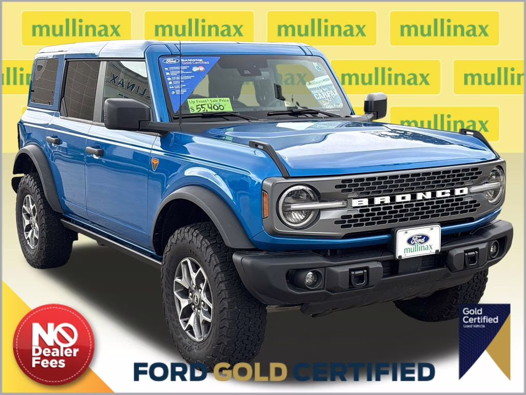 2025 Velocity Blue Metallic Ford Bronco Badlands 4X4 SUV