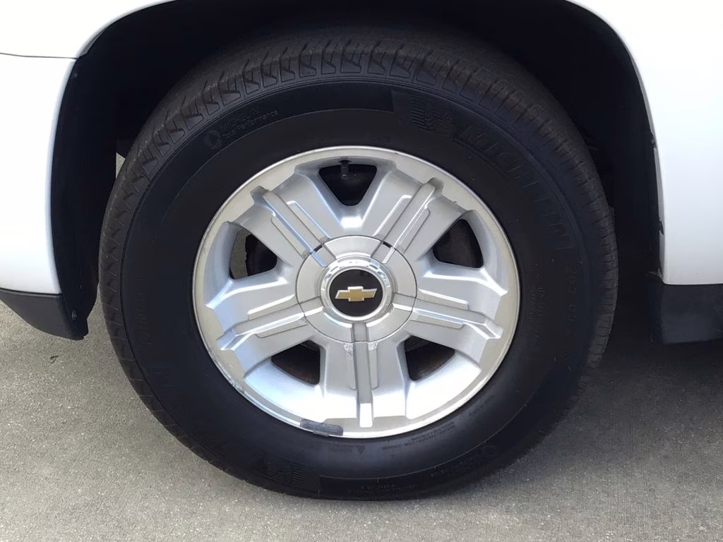 2010 Summit White Chevrolet Tahoe LT RWD SUV