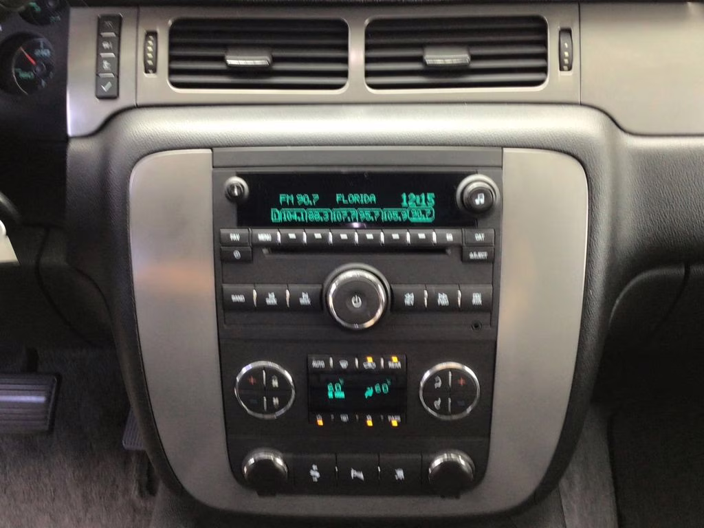 2010 Summit White Chevrolet Tahoe LT RWD SUV