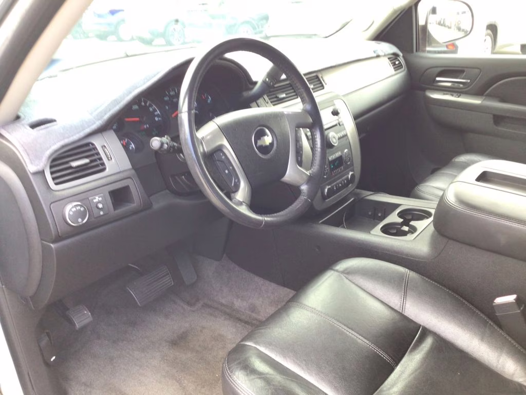 2010 Summit White Chevrolet Tahoe LT RWD SUV