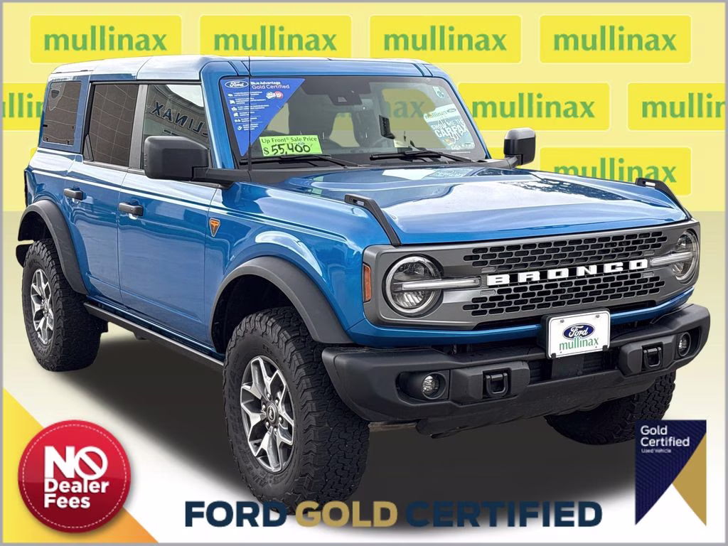 2025 Velocity Blue Metallic Ford Bronco Badlands 4X4 SUV