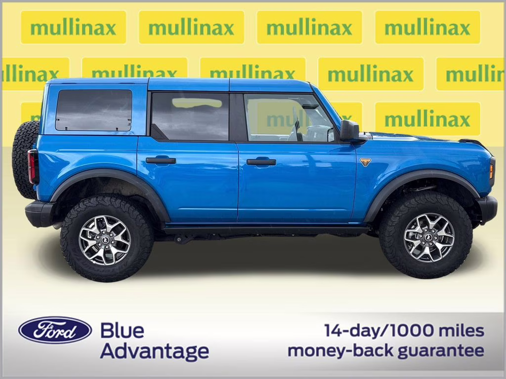 2025 Velocity Blue Metallic Ford Bronco Badlands 4X4 SUV