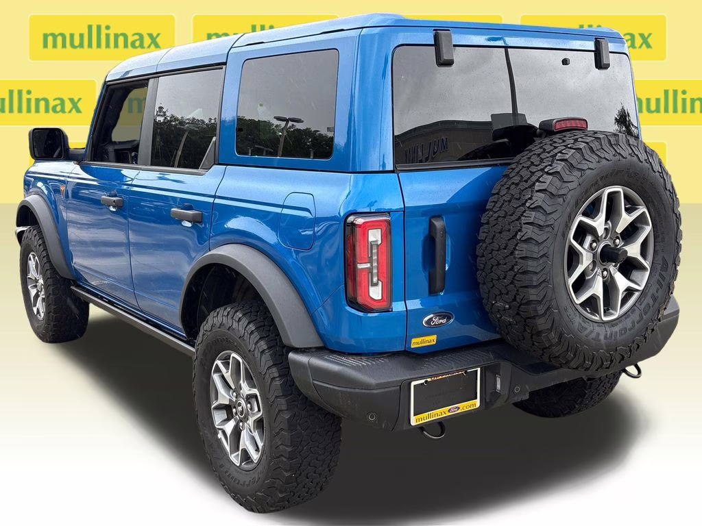2025 Velocity Blue Metallic Ford Bronco Badlands 4X4 SUV