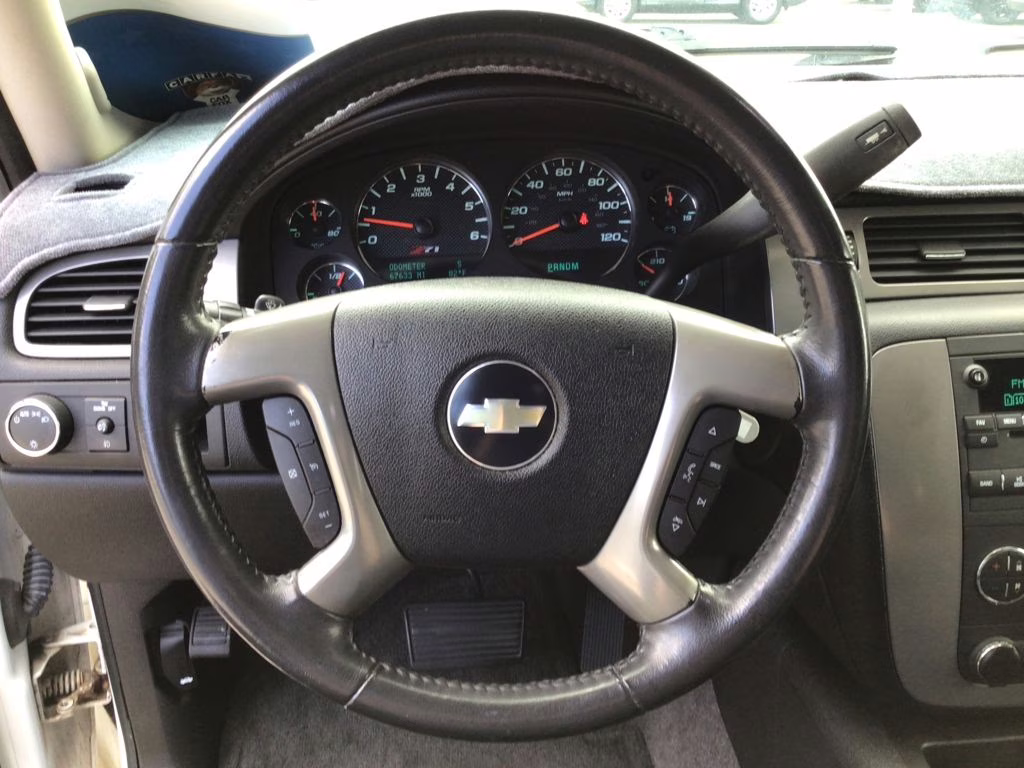 2010 Summit White Chevrolet Tahoe LT RWD SUV