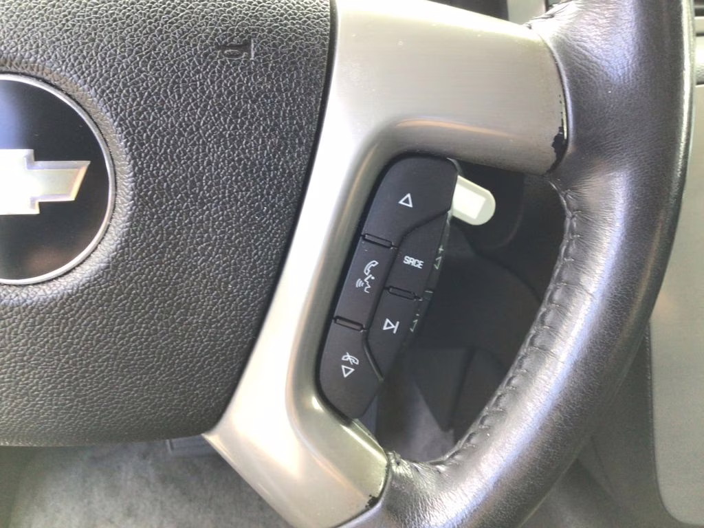 2010 Summit White Chevrolet Tahoe LT RWD SUV