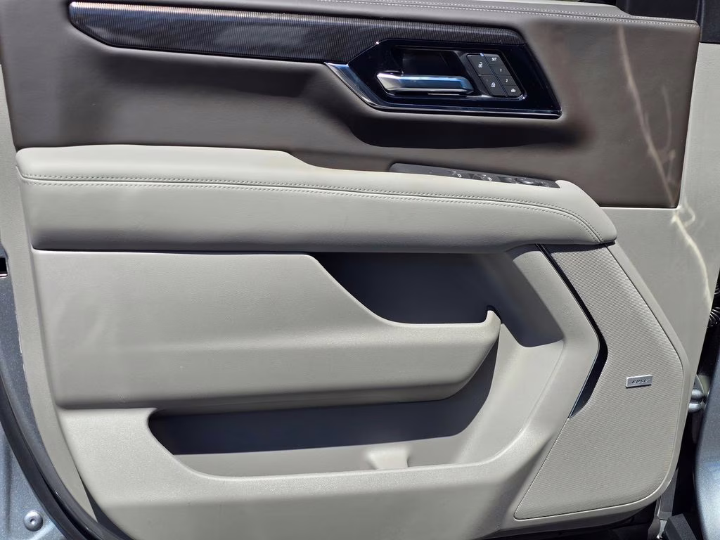 2026 Sterling Metallic GMC Yukon Elevation 4X4 SUV