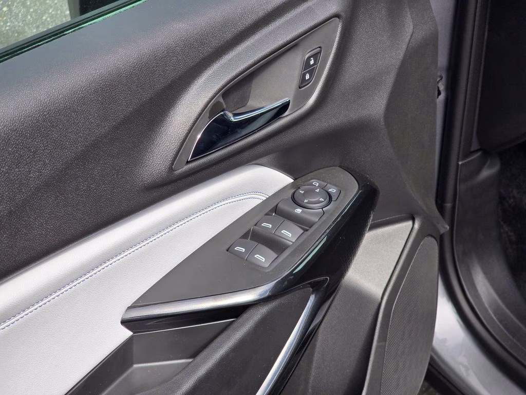 2026 Sterling Gray Metallic Chevrolet Trax LT FWD SUV