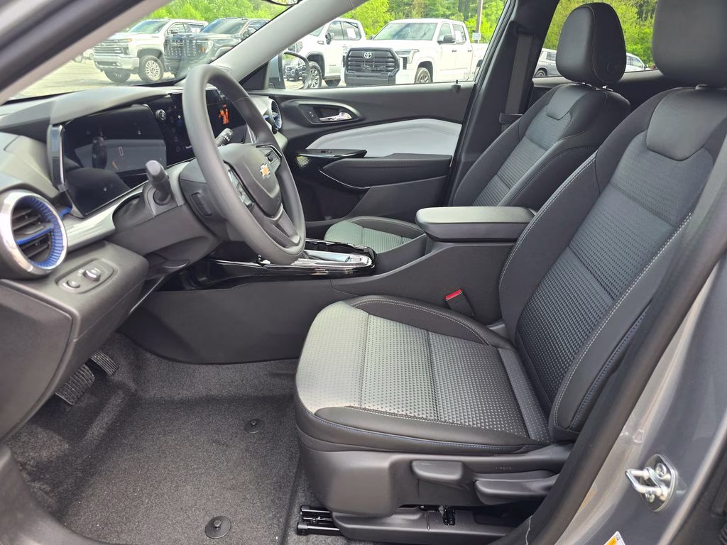 2026 Sterling Gray Metallic Chevrolet Trax LT FWD SUV