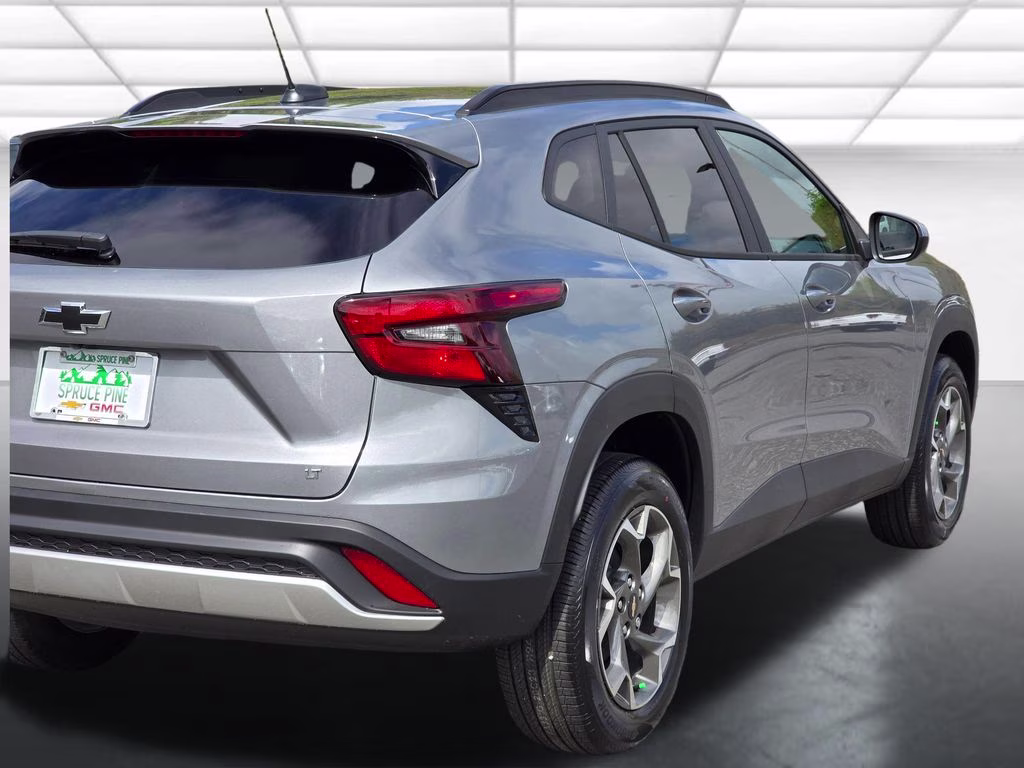 2026 Sterling Gray Metallic Chevrolet Trax LT FWD SUV