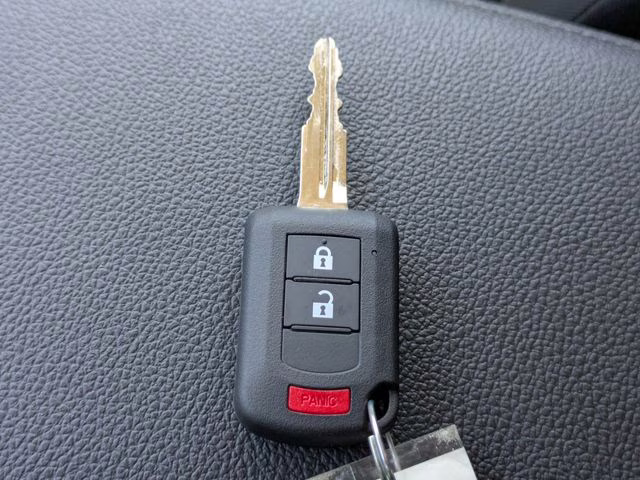 2026 Mercury Gray Metallic Mitsubishi Outlander Sport 2.0 S 4X4 SUV