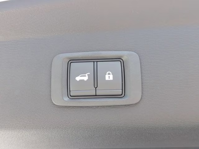 2026 White Diamond Mitsubishi Outlander SE FWD SUV
