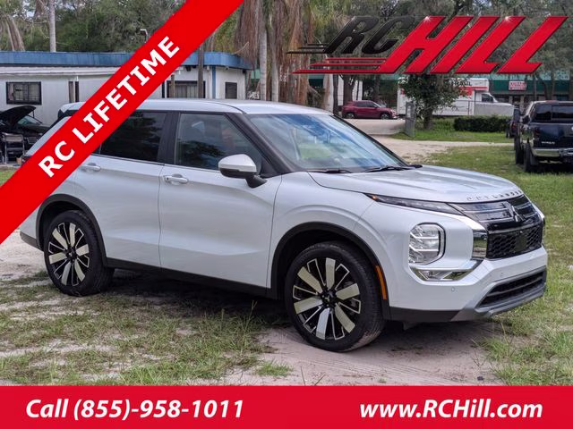 2026 White Diamond Mitsubishi Outlander SE FWD SUV