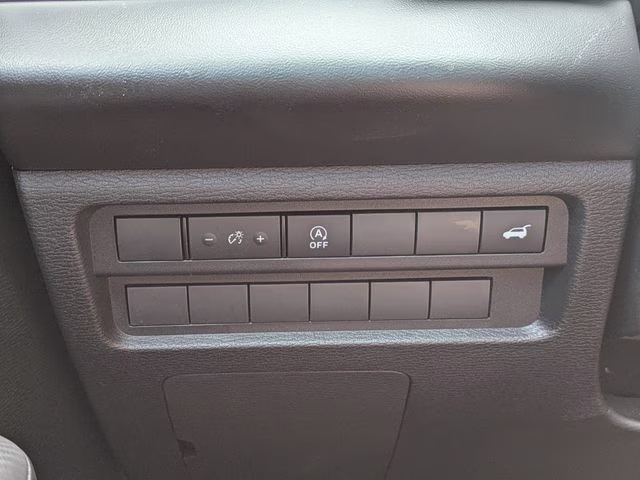 2026 White Diamond Mitsubishi Outlander SE FWD SUV