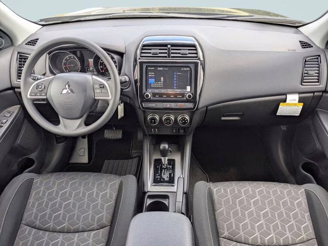 2026 Labrador Black Pearl Mitsubishi Outlander Sport 2.0 ES 4X4 SUV