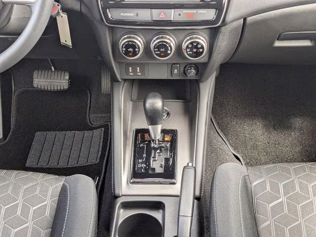 2026 Alloy Silver Metallic Mitsubishi Outlander Sport 2.0 ES 4X4 SUV