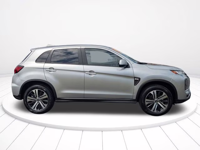 2026 Alloy Silver Metallic Mitsubishi Outlander Sport 2.0 ES 4X4 SUV